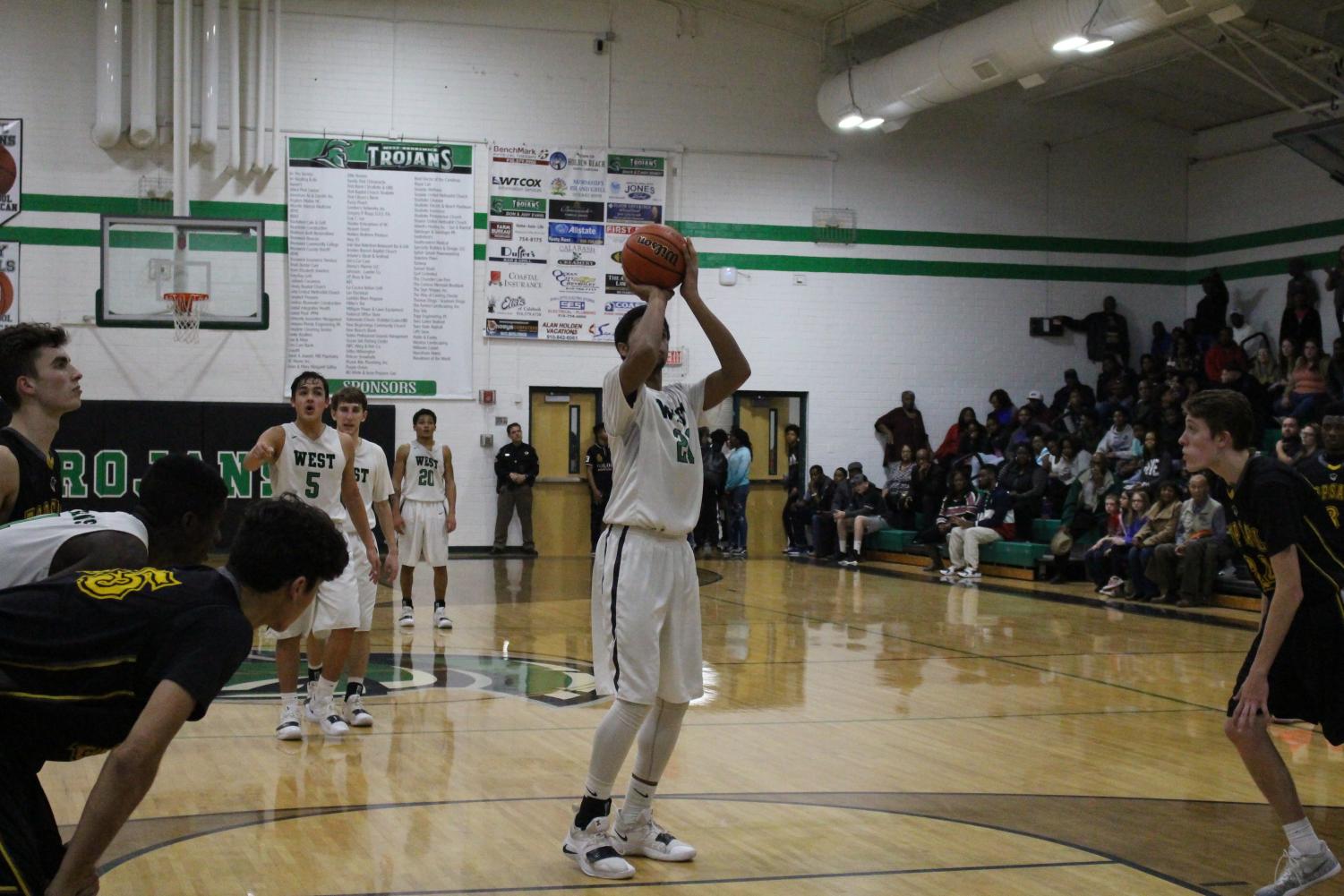 84 Feet: Men's Basketball Review
