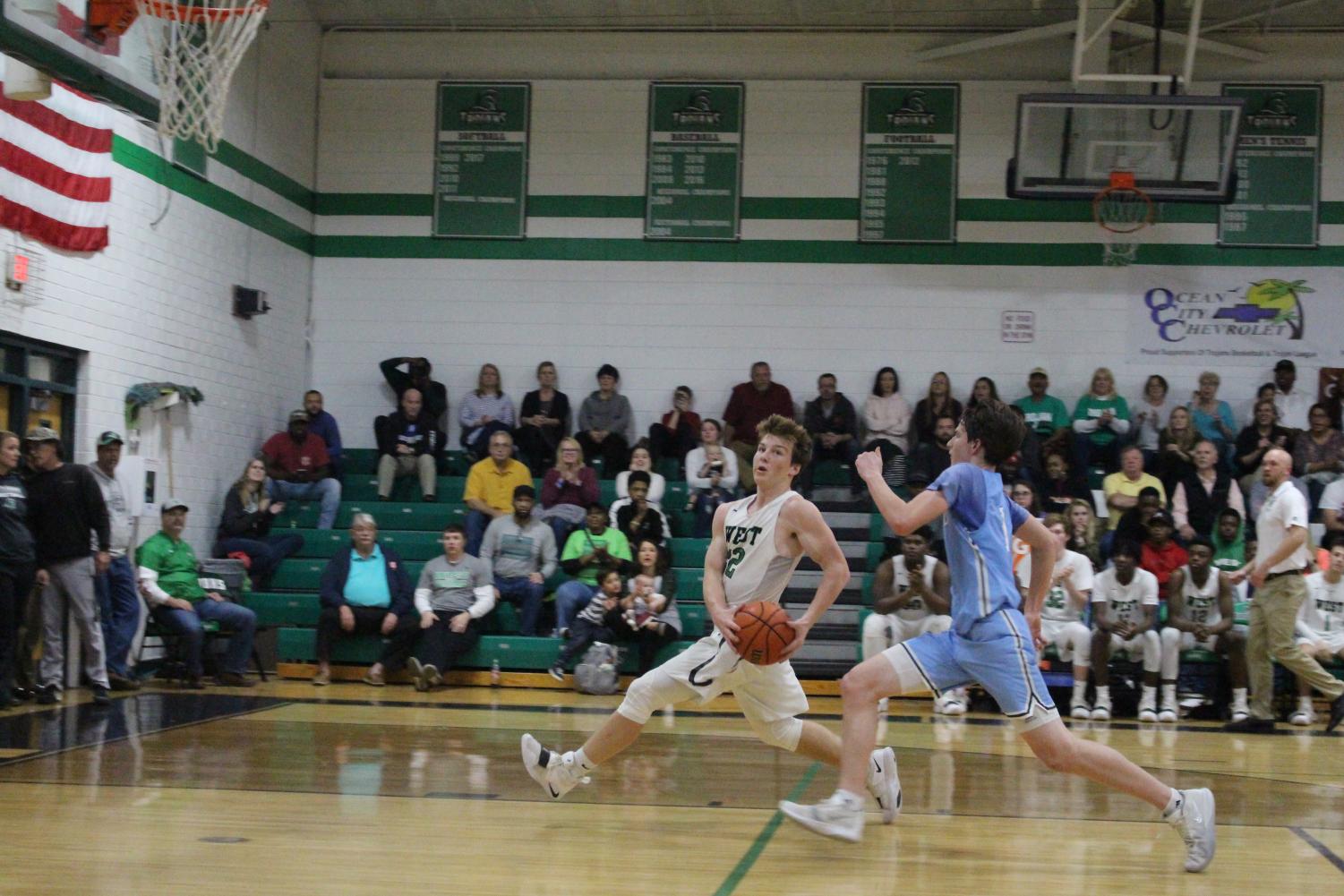 84 Feet: Men's Basketball Review
