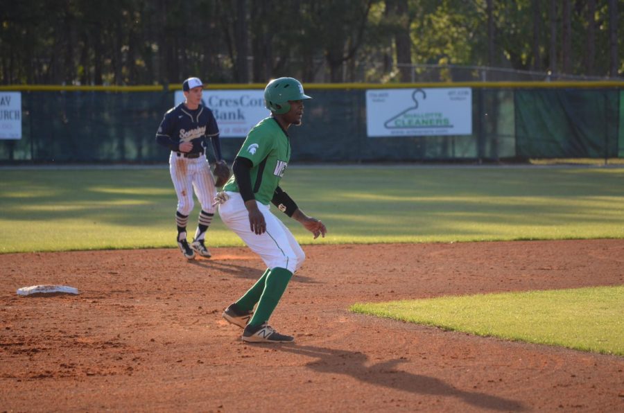 Dylan Jefferies attempts to steal a base. 