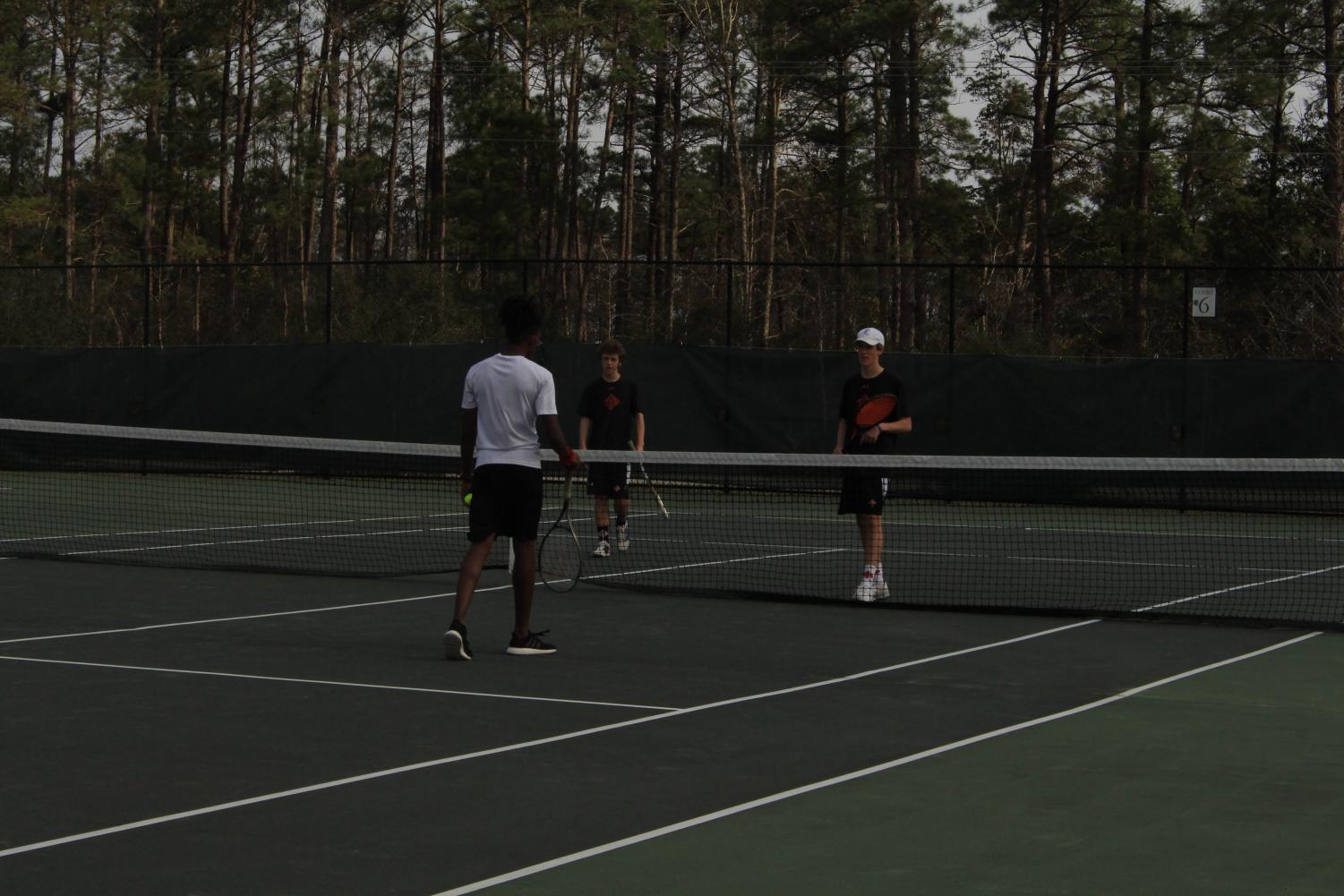 Men's Tennis: Wildcats defeat Trojans