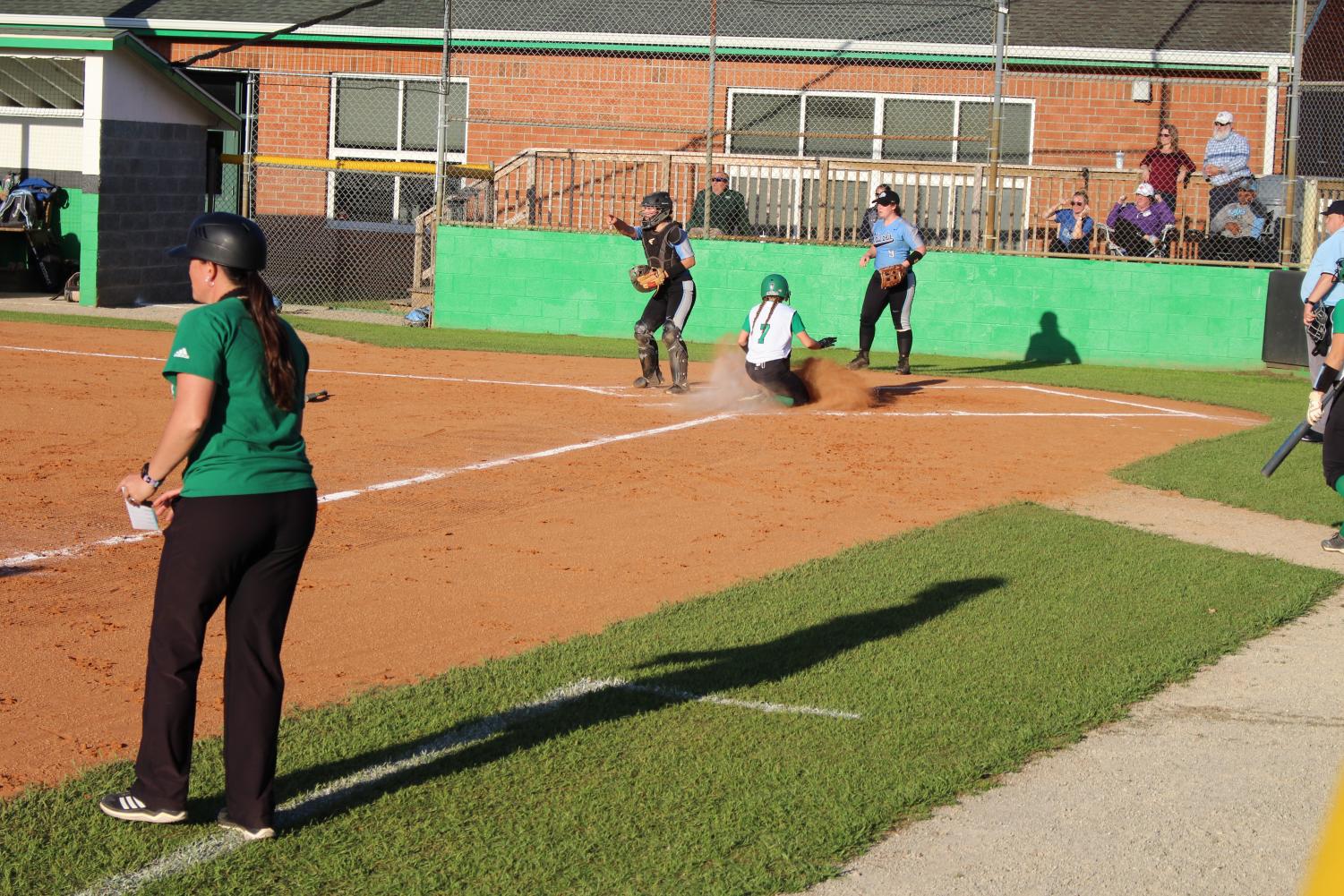 Lady Trojans Defeat the Sharks