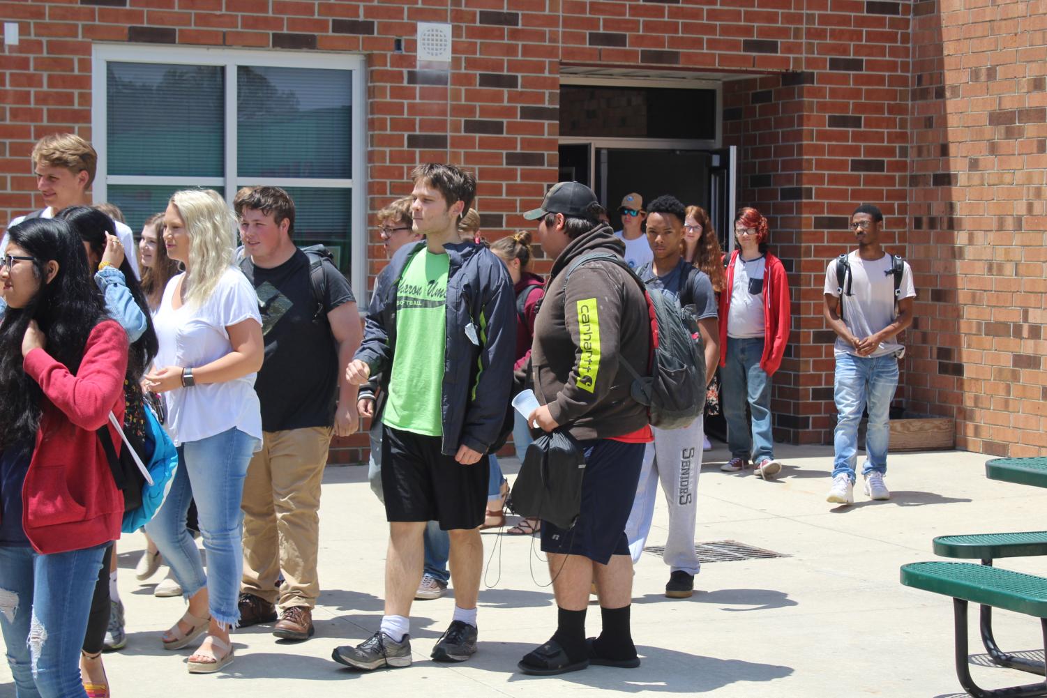 Senior Picnic and Yearbook Signing
