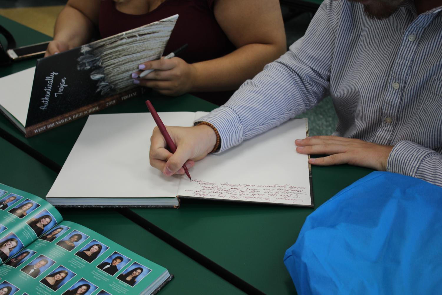 Senior Picnic and Yearbook Signing