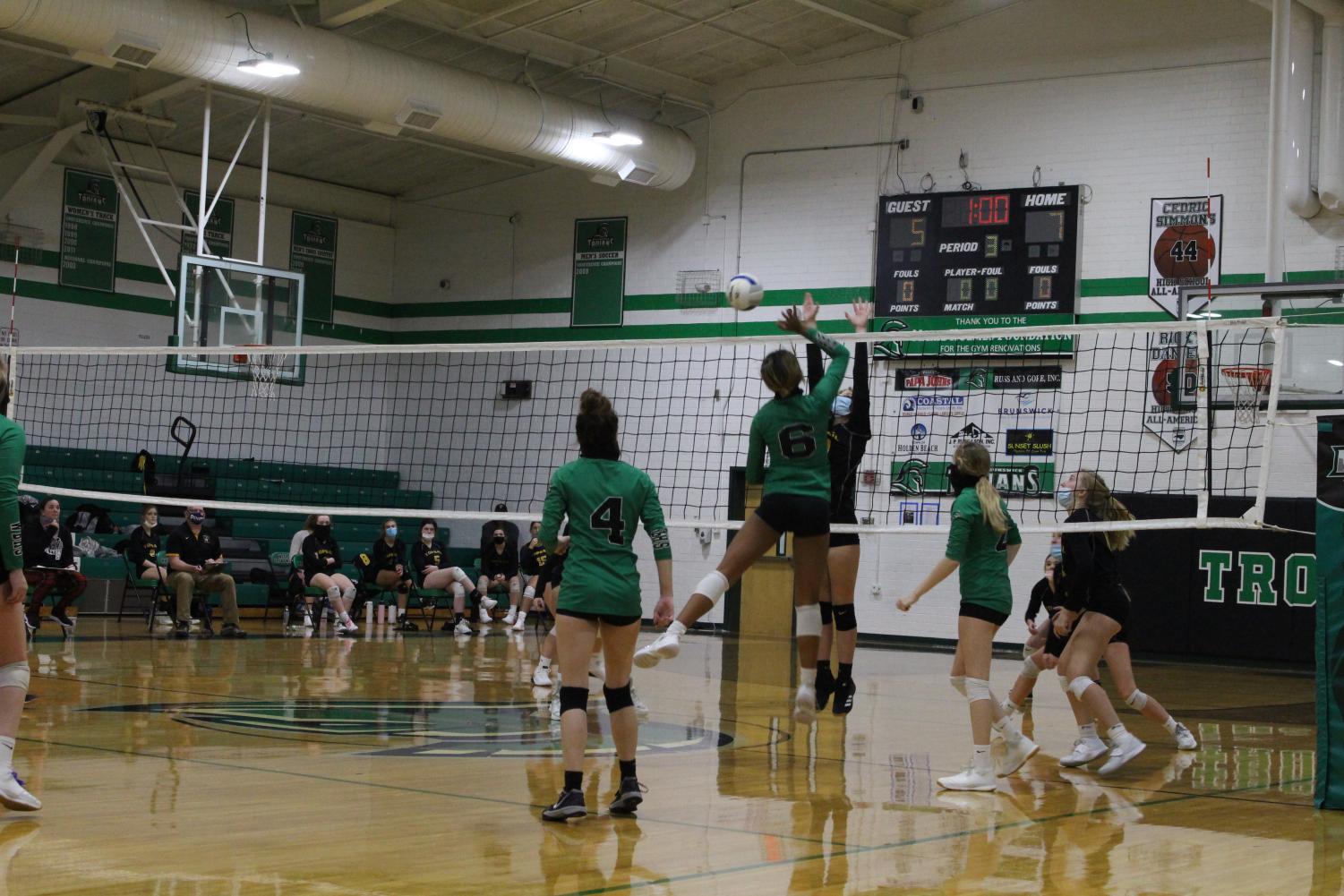 Volleyball Sets off on a New Season