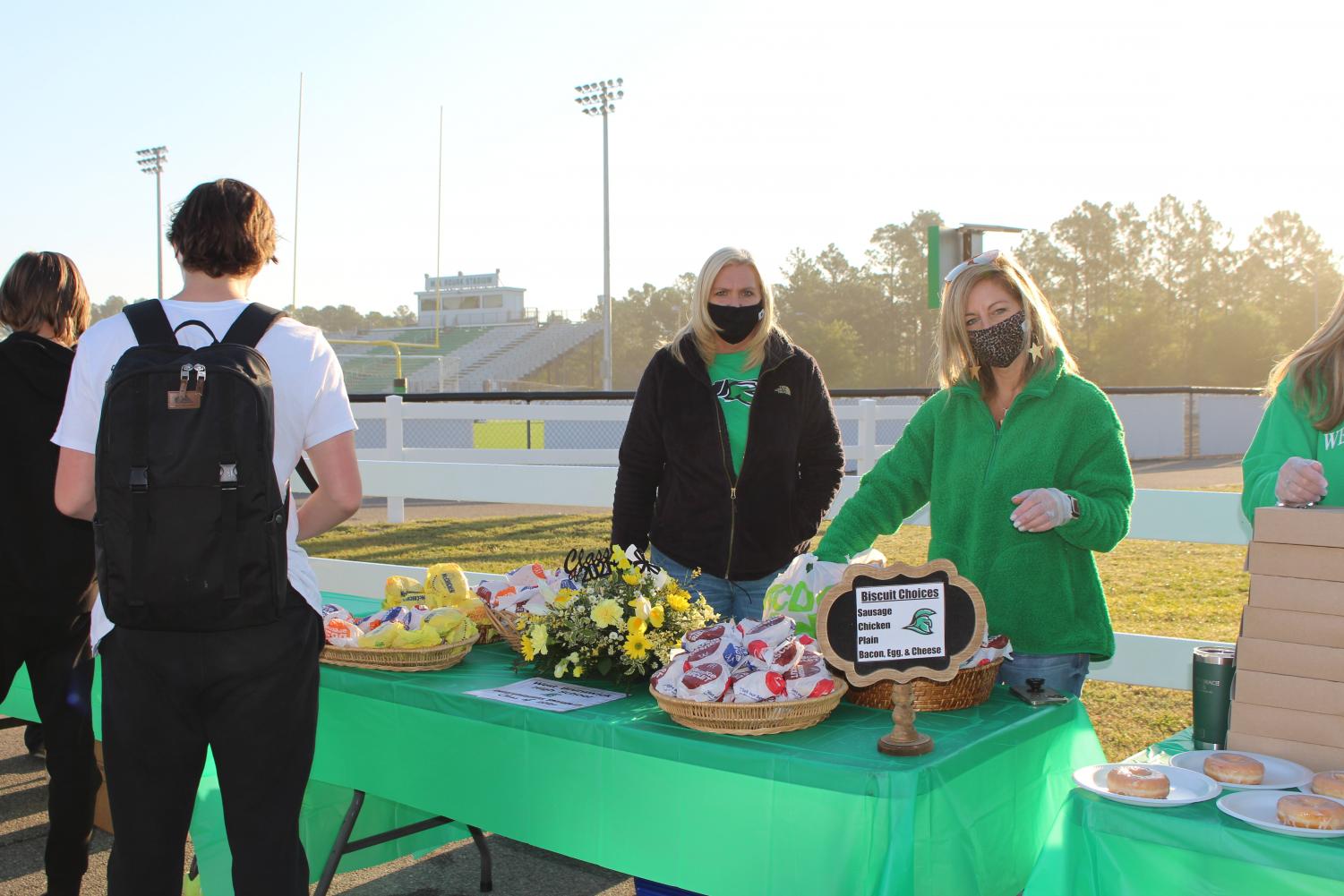 Senior Sunrise Breakfast: Food, Pictures, & More!
