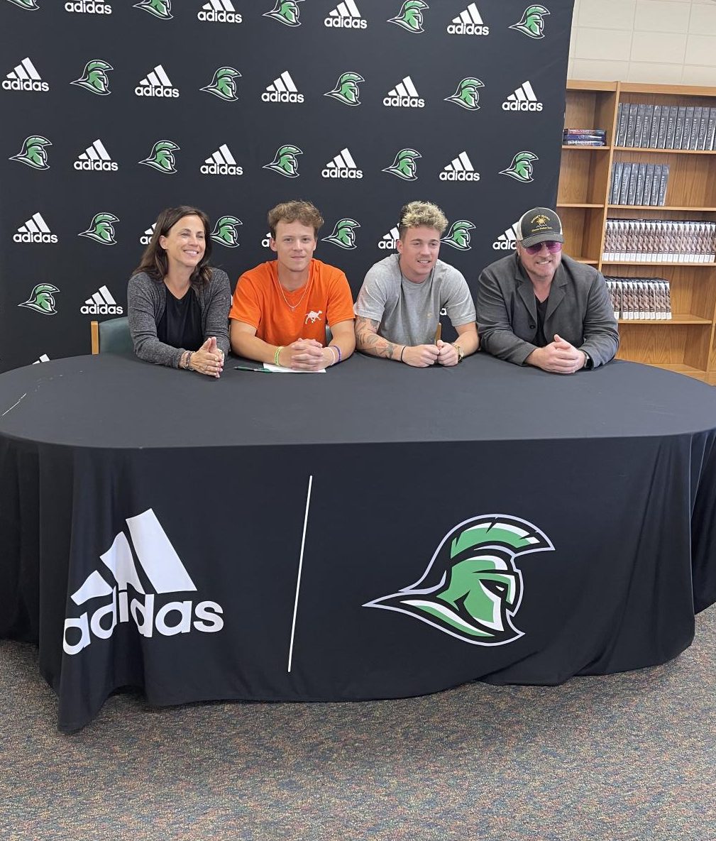 Senior Lauch Murphy Becomes a Fighting Camel!