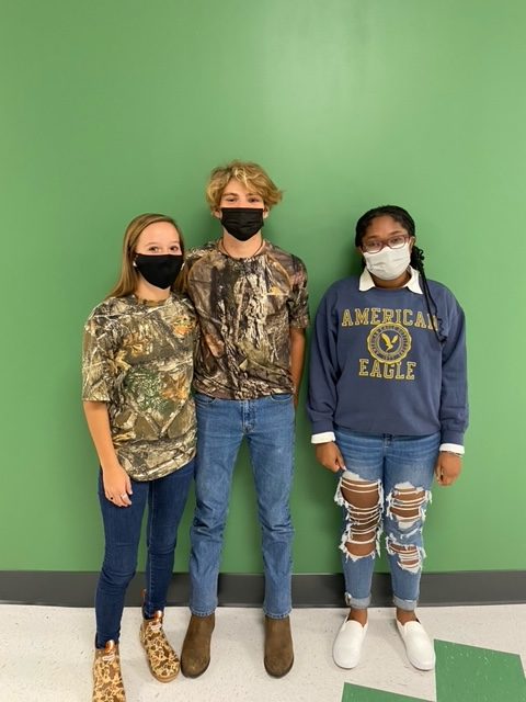 Spirit Week: Country Vs. Country Club