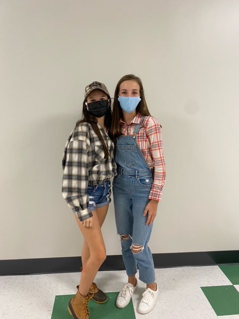 Spirit Week: Country Vs. Country Club