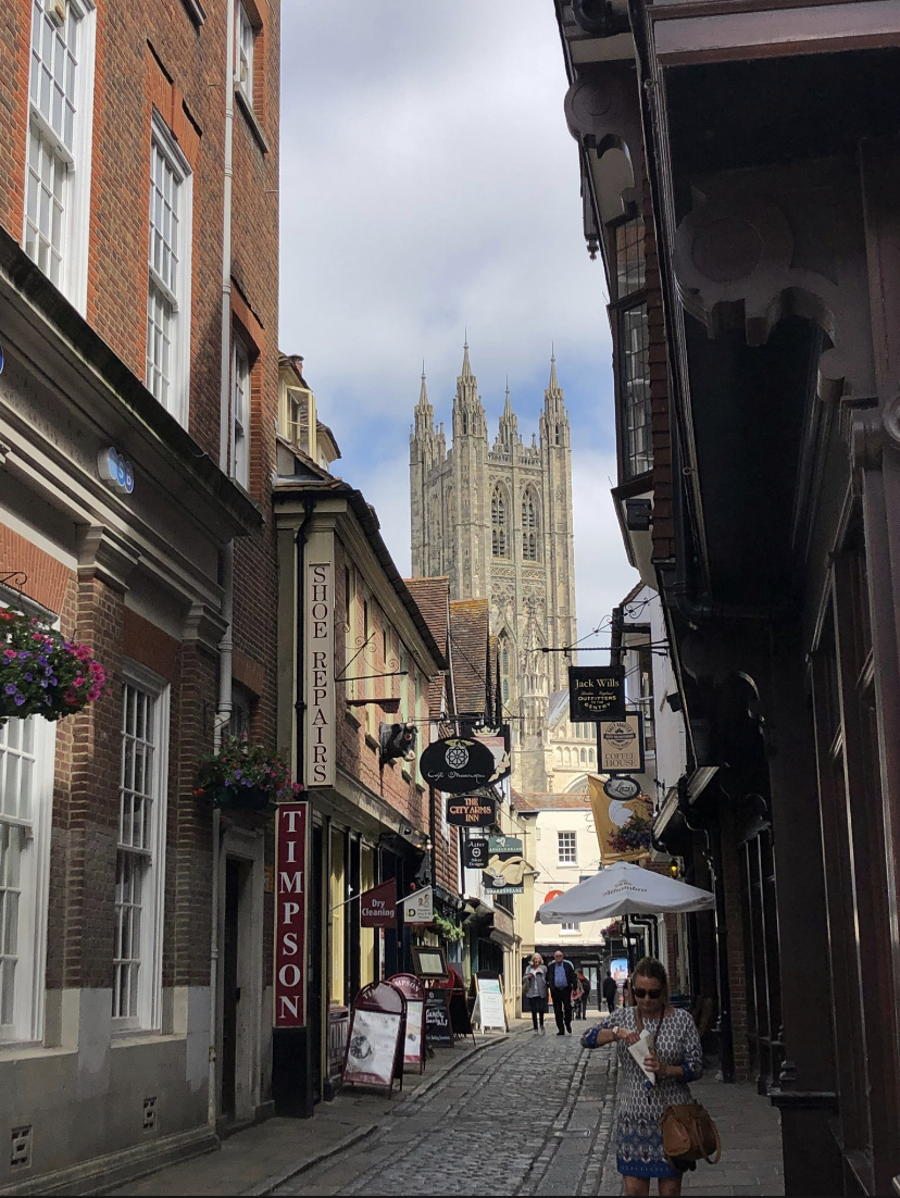 A Blonde Abroad, UK Travel Guide