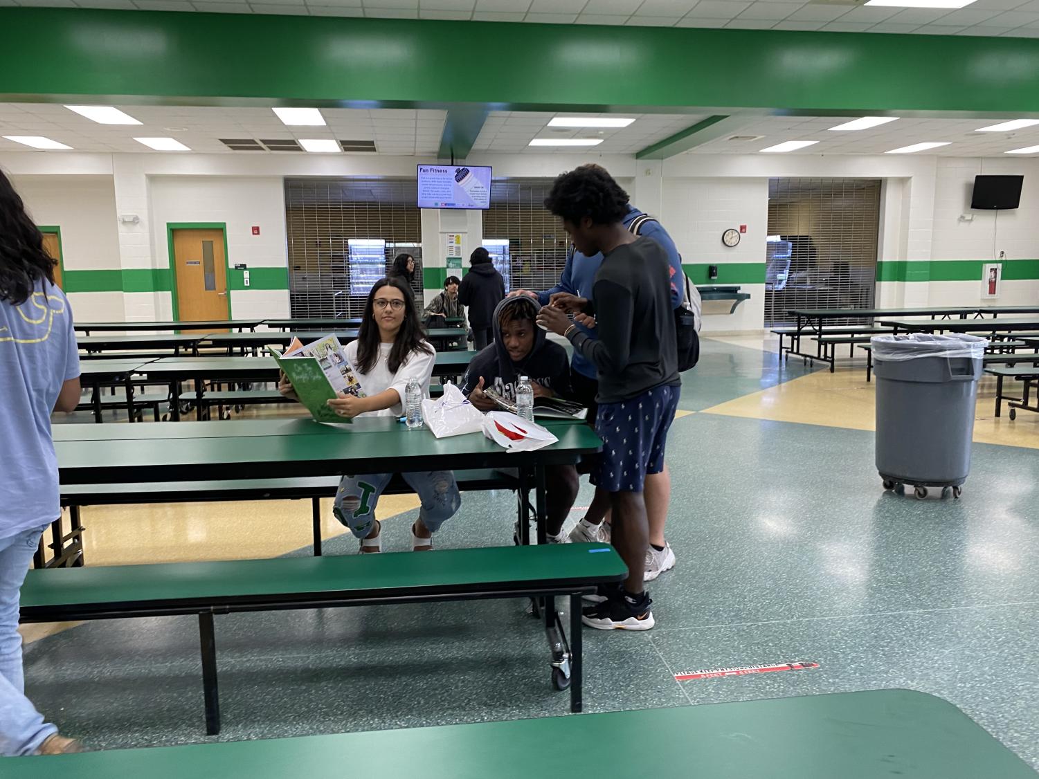 Senior Yearbook Signing Party