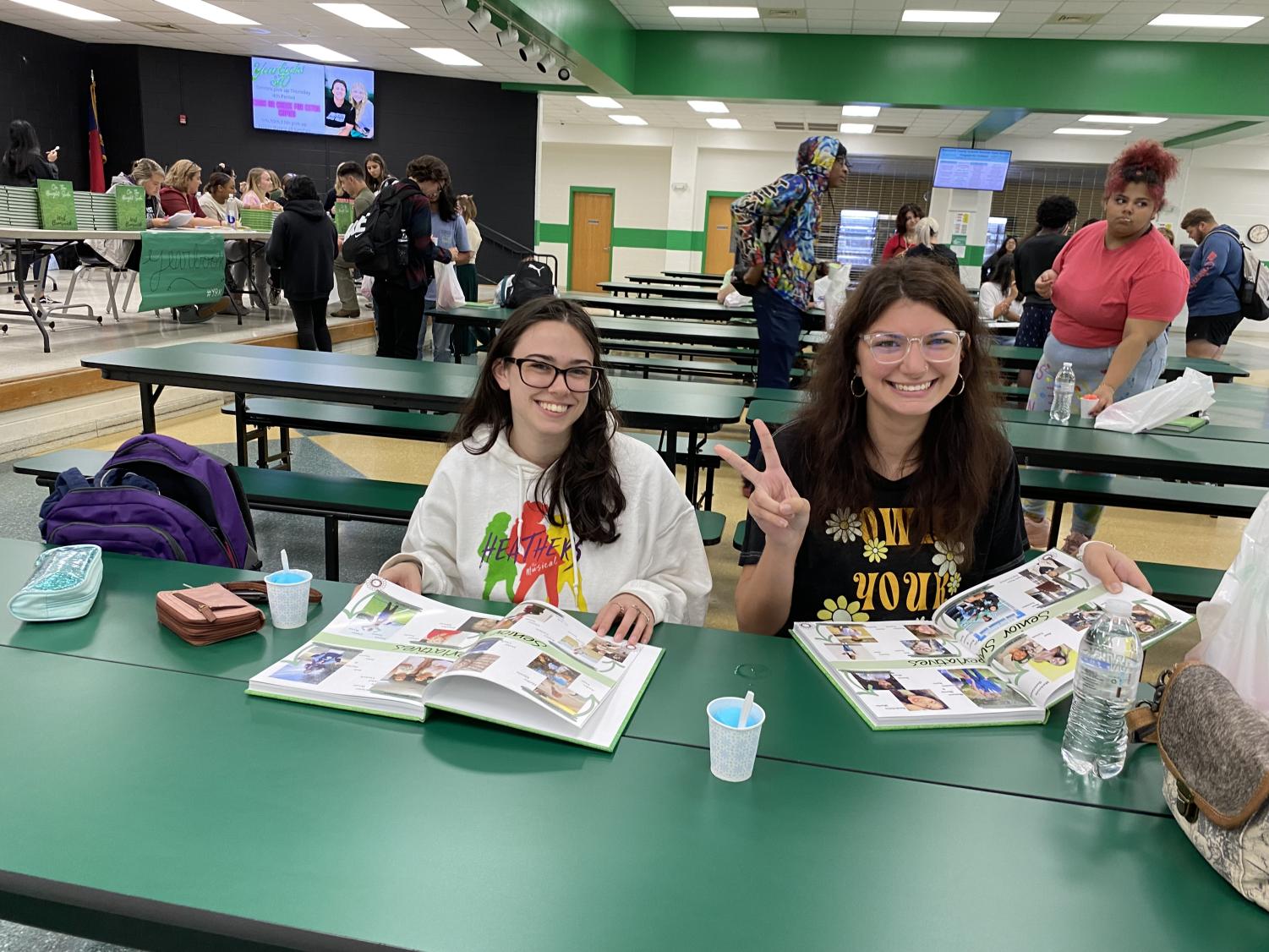 Senior Yearbook Signing Party