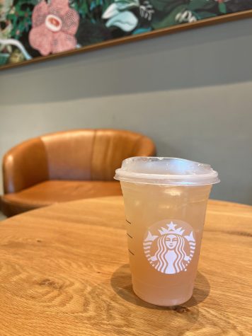 Employee favorite non-coffee recommendation: grande iced peach green tea lemonade from Starbucks. 