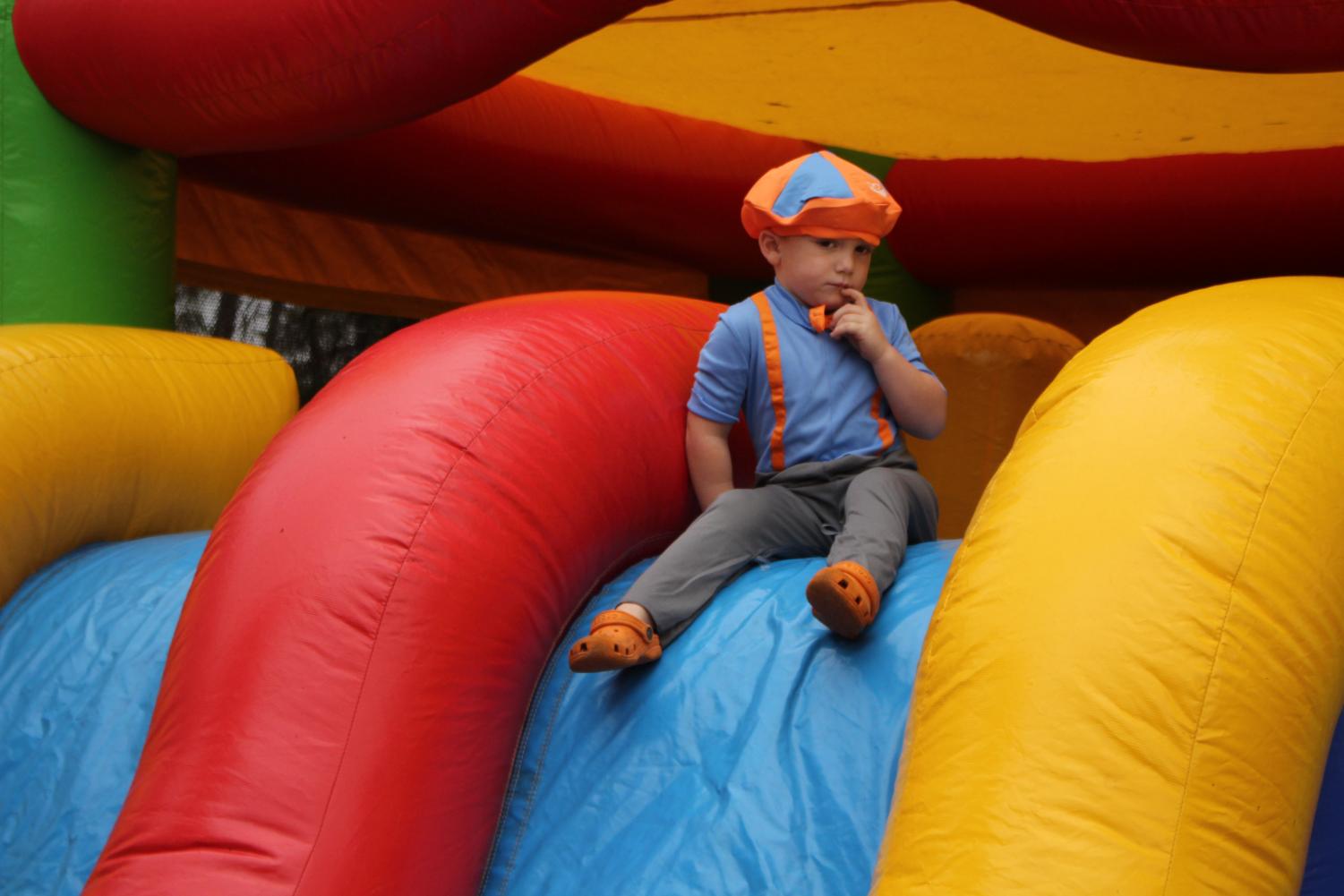 Trojan Athletes Volunteer at the For Kids Only Fall Festival
