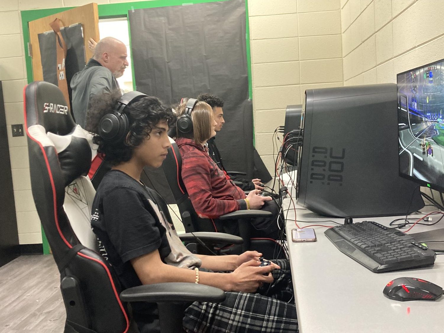 3/23 Esports Team vs. Pine Forest High School and Lincoln Charter College