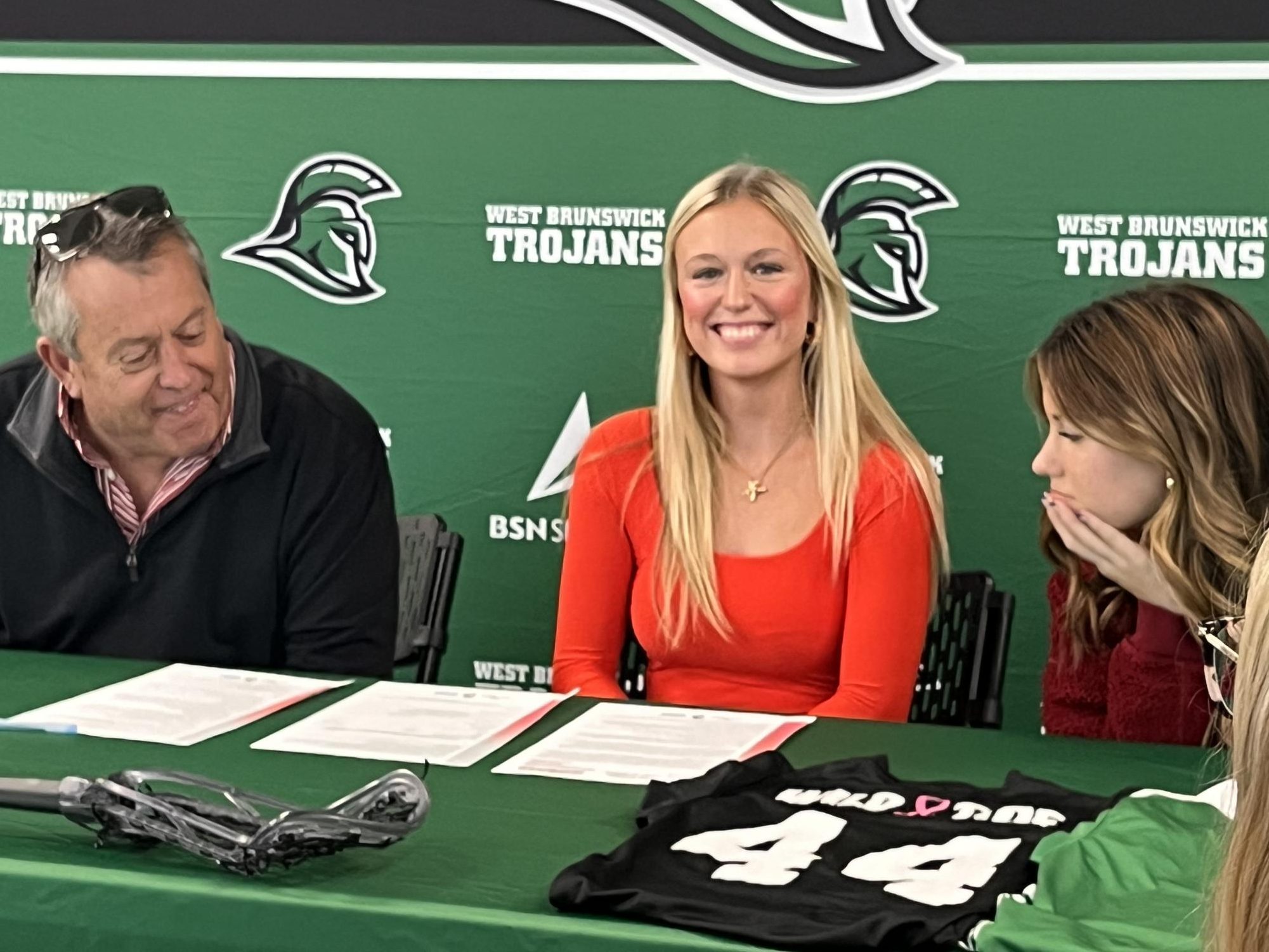 Kaitlin Goulds official signing day!