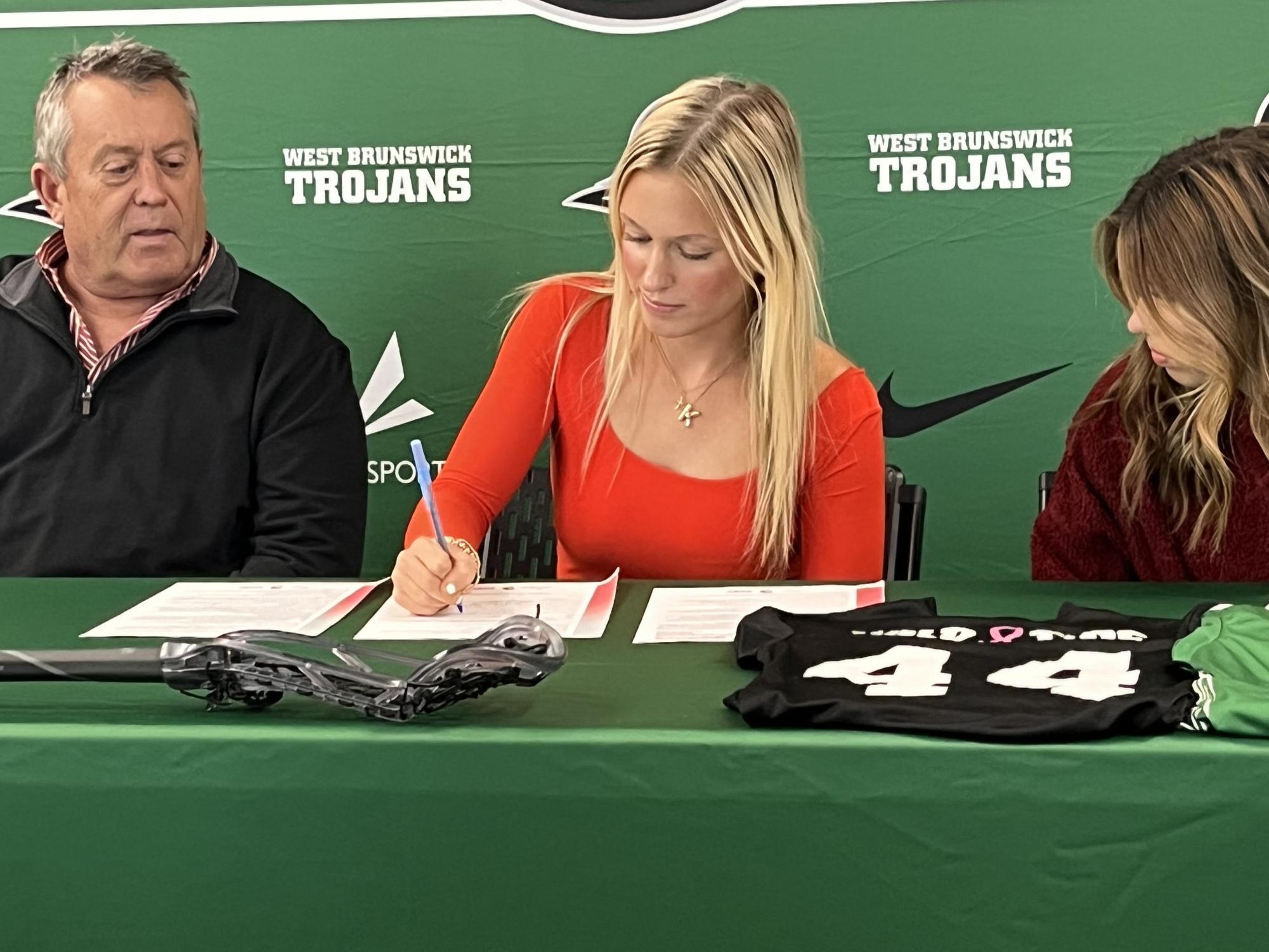 Kaitlin Goulds official signing day!