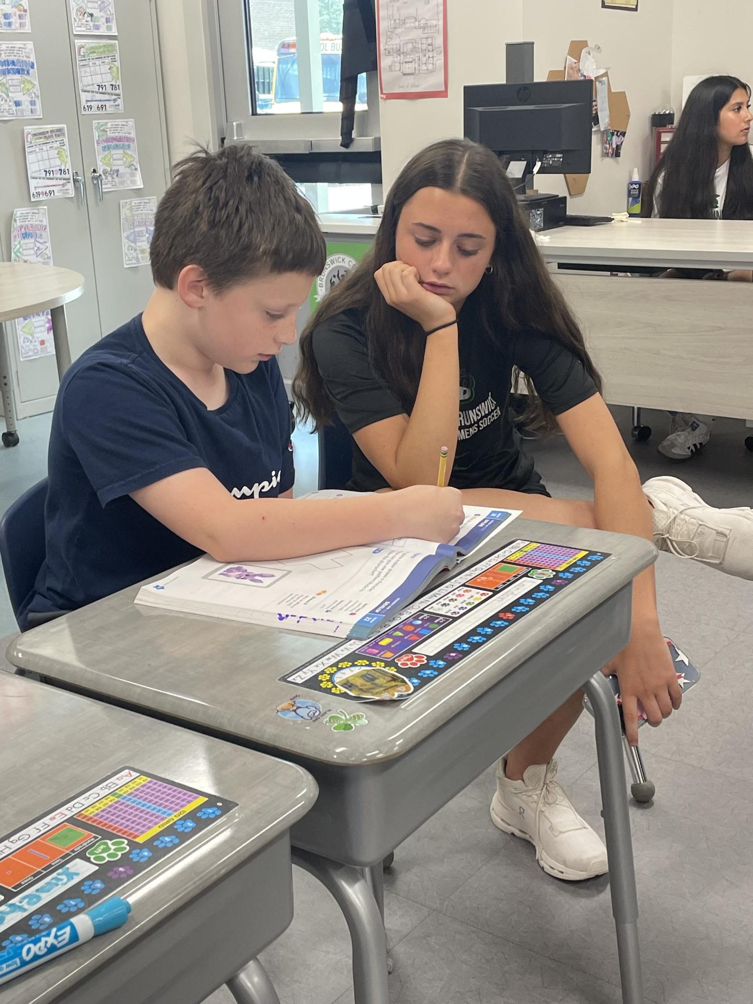 4/7 V Women's Soccer Team heads to Waccamaw Elementary