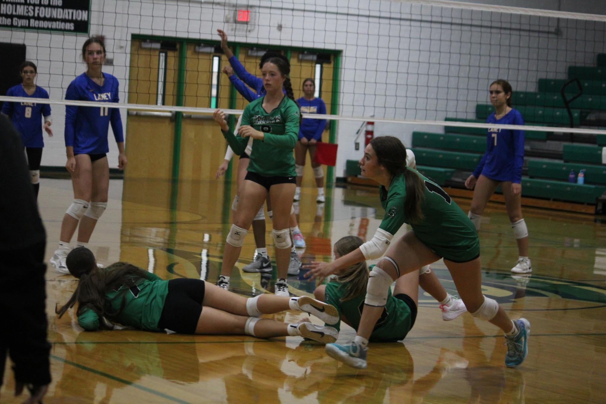 9/18 JV Volleyball vs Laney