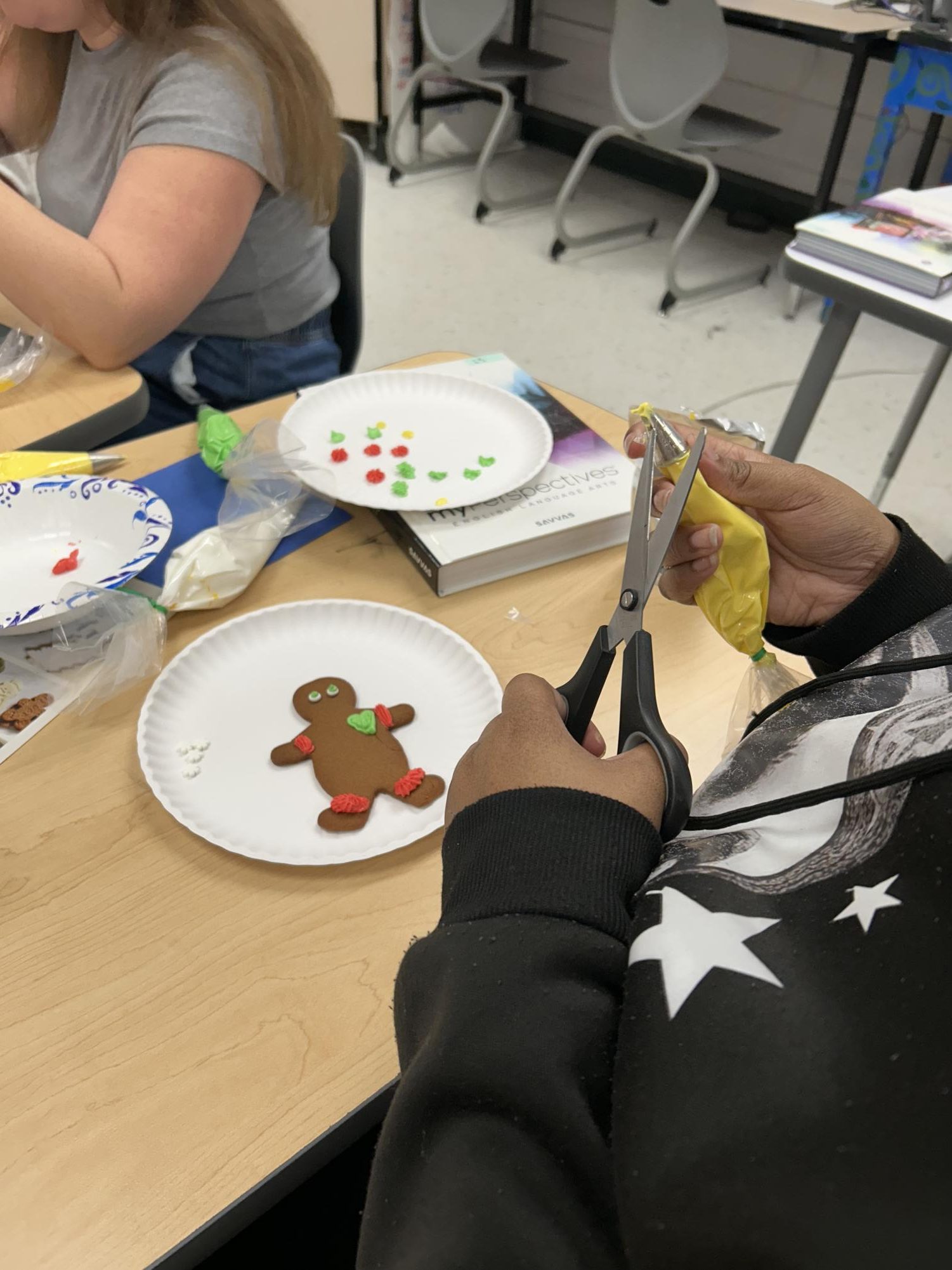Juniorettes Christmas Cookie Decorating