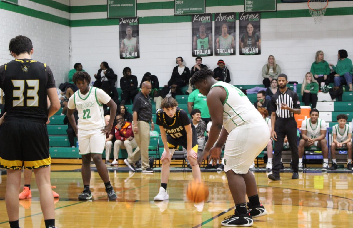 Freshman Jaymus Stanley moments before making a free position shot. 